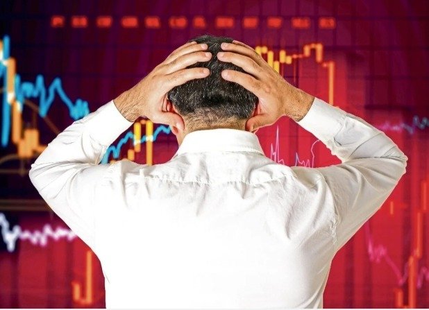 ग्लोबल बॉन्ड मार्केट में भूचाल, ब्रिटेन की 30 साल की यील्ड 1998 के बाद सबसे हाई