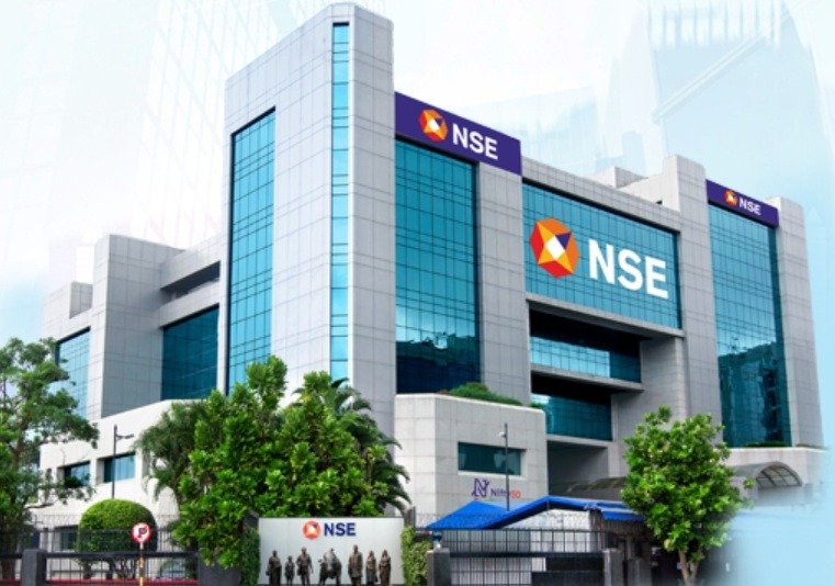 शुरुआती बढ़त के बाद बाजार में भारी गिरावट, Sensex 350 अंक टूटा, Nifty 22800 के नीचे