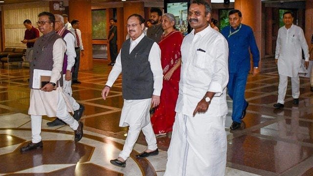 5 महीने में 3 मंत्रियों का इस्तीफा, 2 को राज्यसभा टिकट नहीं - एल मुरुगन के बाद दिवाली से पहले मोदी कैबिनेट में बड़े फेरबदल की तैयारी